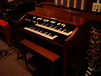 Hammond L-100 Organ (1965)
